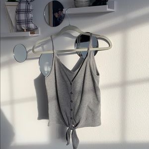 Cropped grey tank top